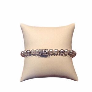 Boutique Pearl and silver bracelet